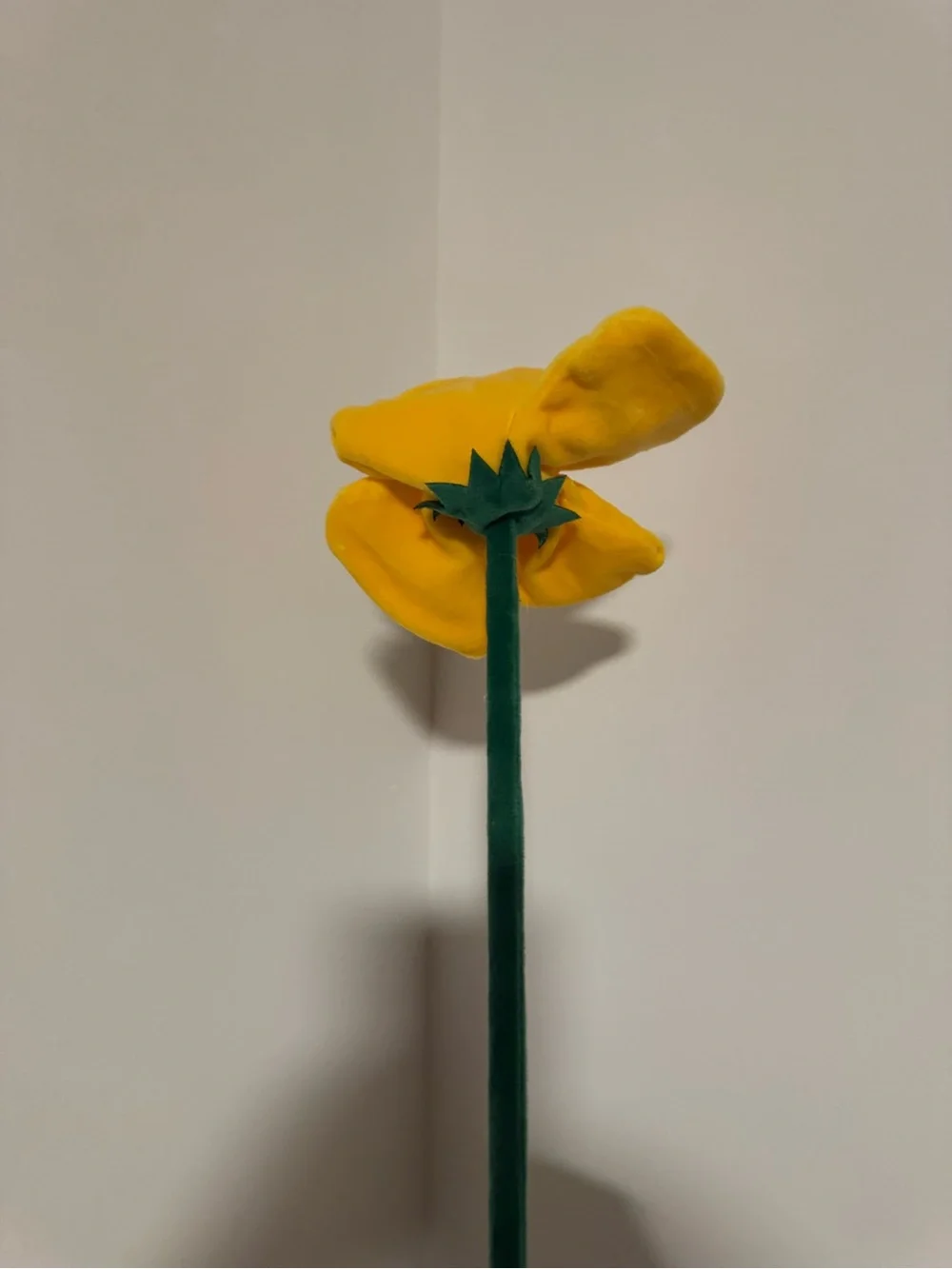 CJ Hendry Flower Market (Rockefeller Center 2025) yellow plush flower